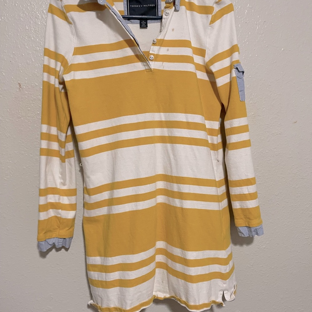 Teenager tommy dress this one it’s comfy able a really pretty